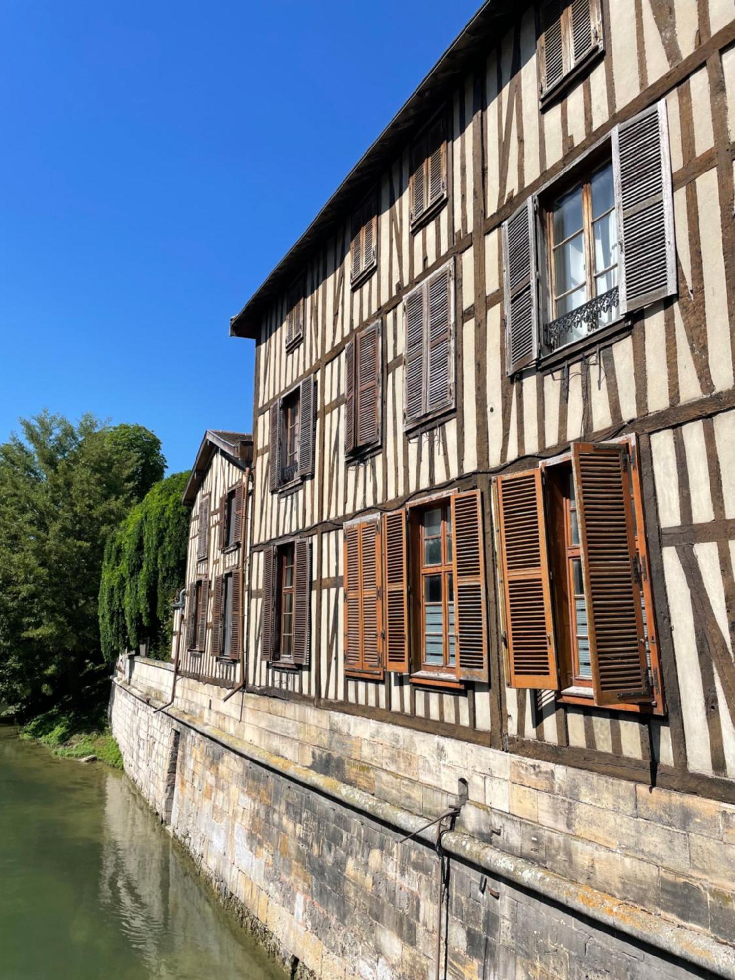 A1 Champagne Loft - 105 M2 6 Personnes - Place De La Republique - Chalons En Champagne Eksteriør bilde